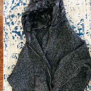 Sweater/Light Jacket